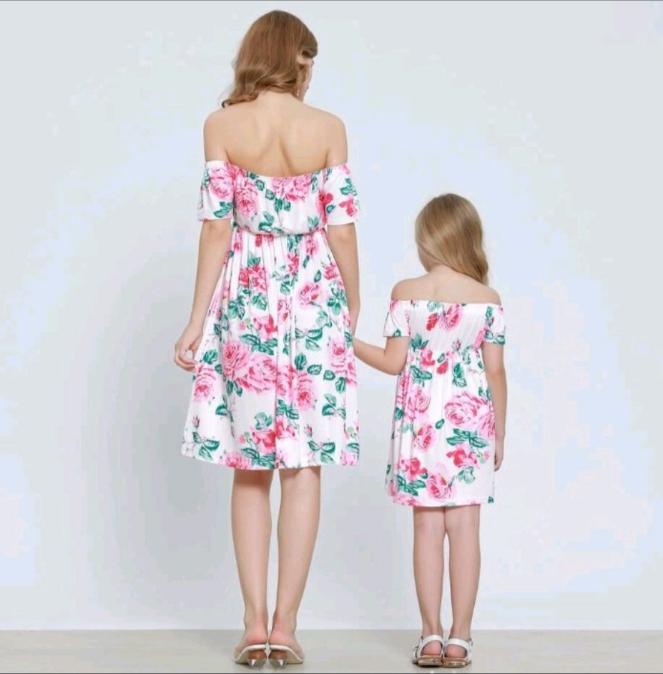 Spring floral flowy mommy and me dress Lauren - (Mom)